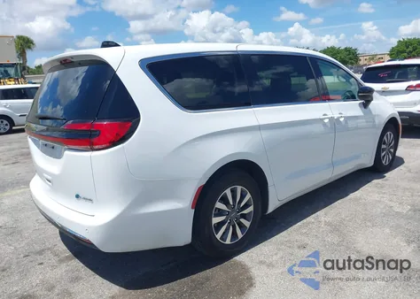 2024 Chrysler Pacifica Hybrid Select из США, поврежденный, VIN 2C4RC1S73RR121848
